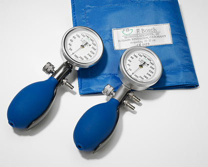 Bosch Blutdruckmessgerät mit Doppelkopfstethoskop Set